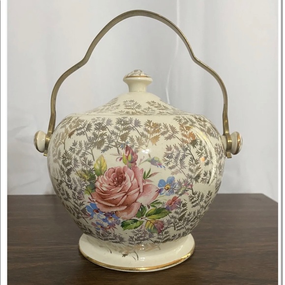 James Sadler Porcelain Biscuit Jar - English Tea Rose-1937-1947 Pattern 1852.